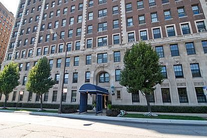 1st image of 3750 N Lake Shore Dr APT 12A