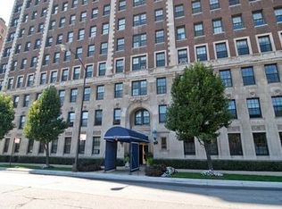 3750 N Lake Shore Dr APT 12A, Chicago, IL 60613