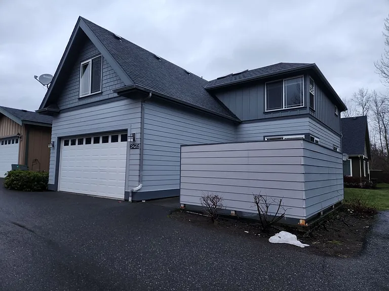 6216 Malloy Ave — Photo 1