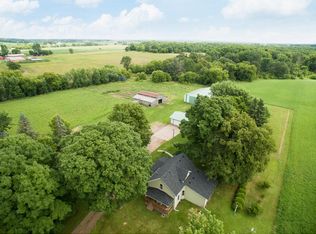 34665 Oriole Ave, Lindstrom, MN 55045