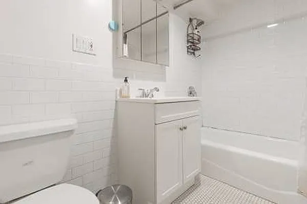 Rented by Living New York | media 28