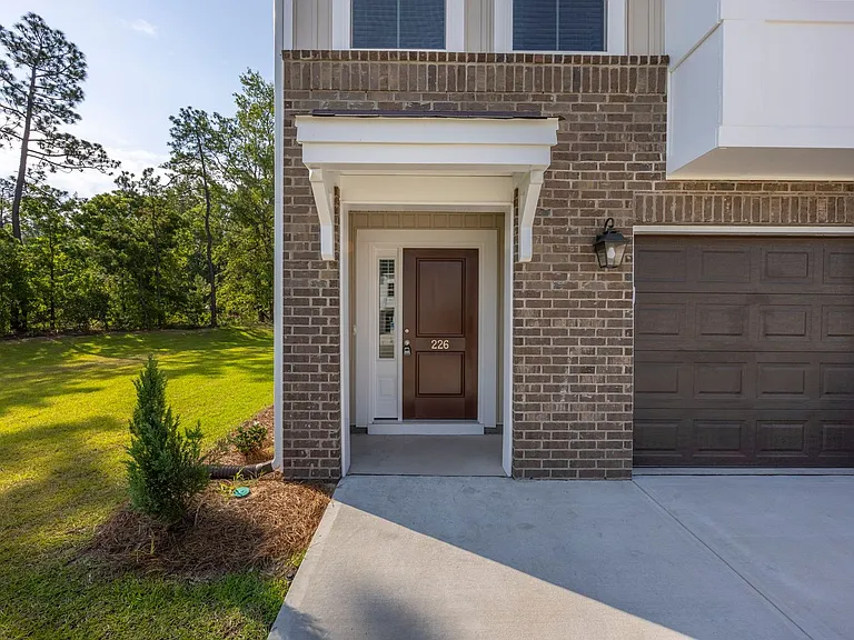 226 Flatsedge Ct — Photo 3