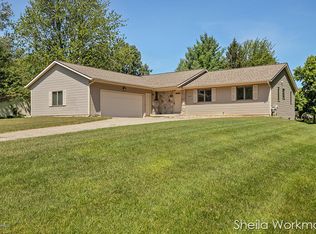 3363 52nd St SW, Wyoming, MI 49418