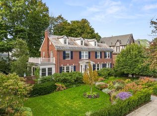 750 Commonwealth Ave, Newton, MA 02459