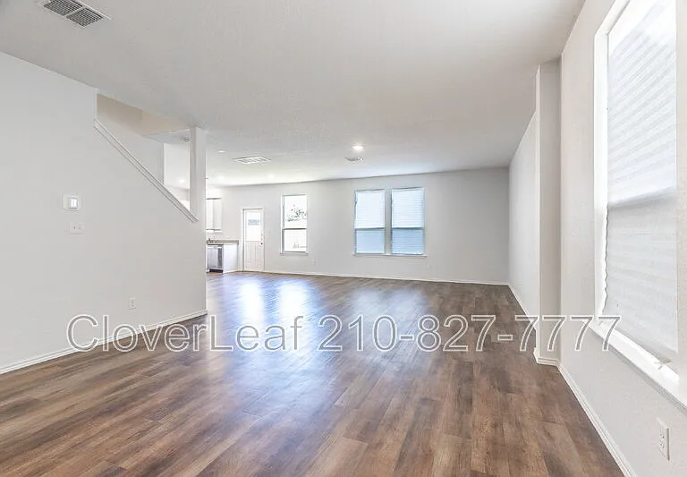 165 Acorn Cir — Photo 9