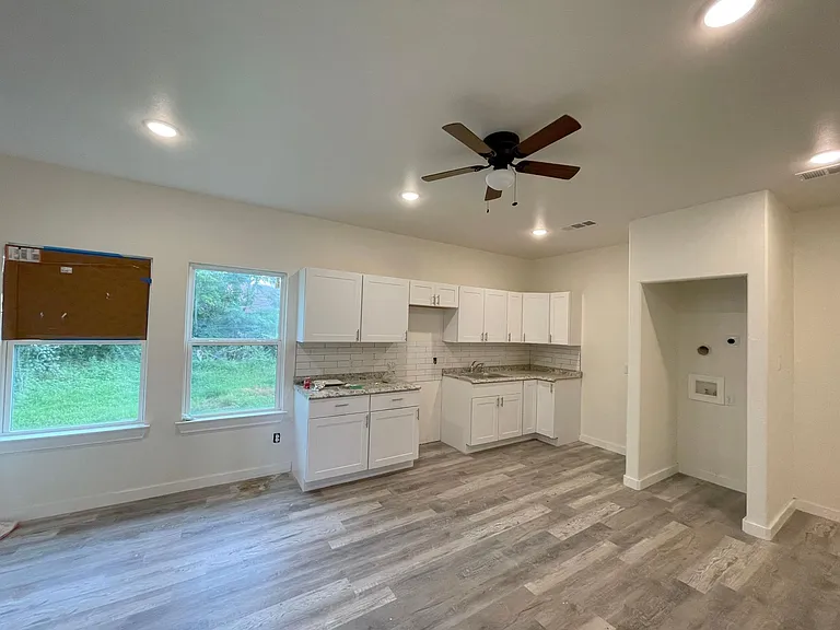 4934 Echo Ave — Photo 3