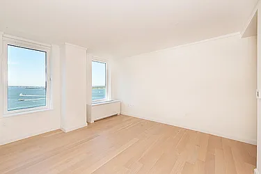 Rented by Olshan Realty