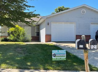 123 Autumn Pine Dr #123, Fairview Heights, IL 62208