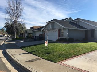 28514 Avocado Pl, Santa Clarita, CA 91390