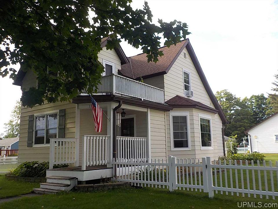 1st image of 1120 Erie Ave