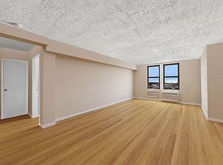 175-44 88th Ave #1V, Jamaica, NY