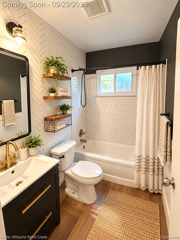 3 bed, 1.0 bath, 1036 sqft, $2,150 — Photo 3