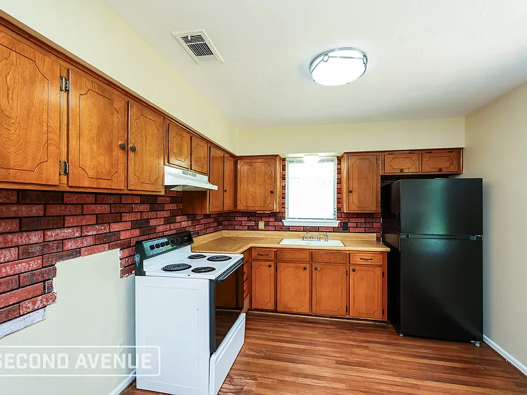 2808 Belhaven Dr — Photo 10