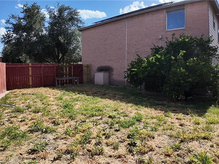 3908 Redbird Ave — Photo 20