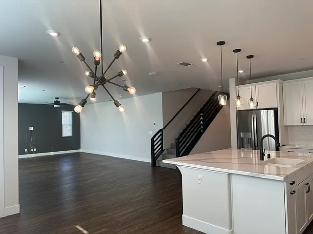 99 Jagla St — Photo 23