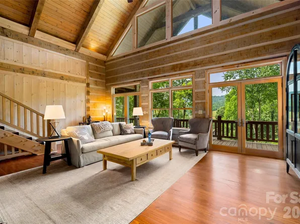 170 Cradling Cv, Waynesville, NC 28785