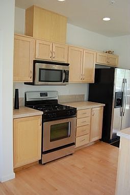 5th image of 15390 SW Mallard Dr Suite 101