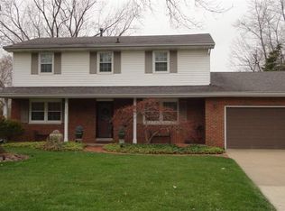 5925 N Sherwood Ave, Peoria, IL