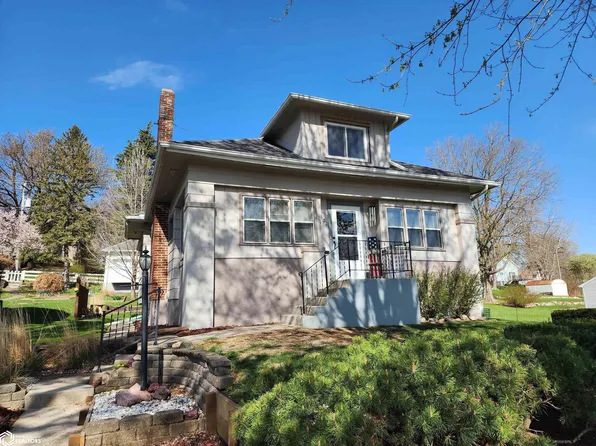 402 Barnes St, Ida Grove, IA 51445