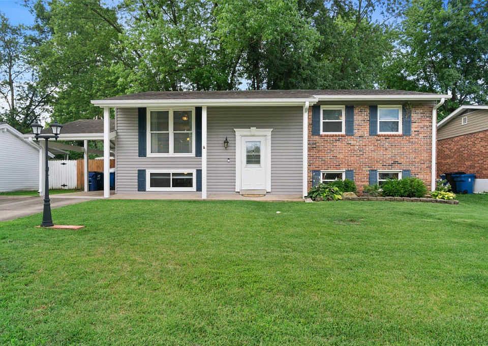 1st image of 11924 Longmont Dr