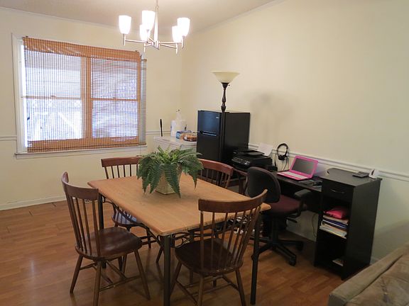 3rd image of 3929 Trescott Ct