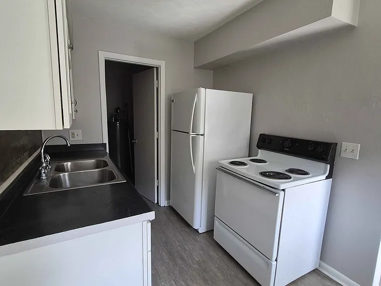 250 E Nottingham Rd #3 — Photo 14