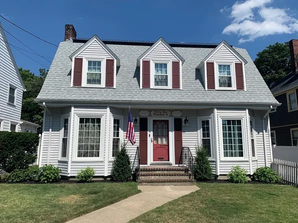 32 Maplewood St, Malden, MA 02148