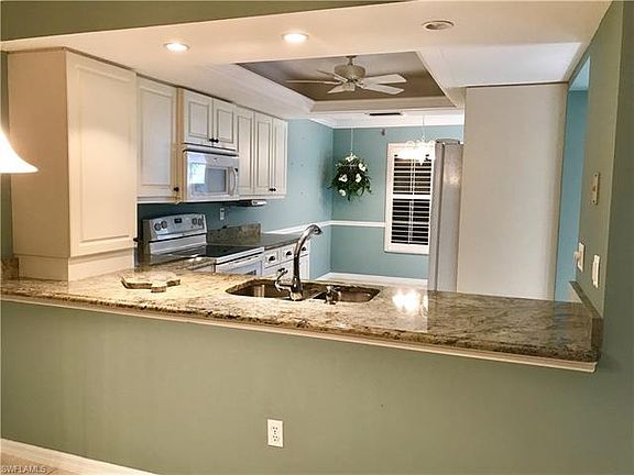 4th image of 4634 SW 12th Pl APT 118