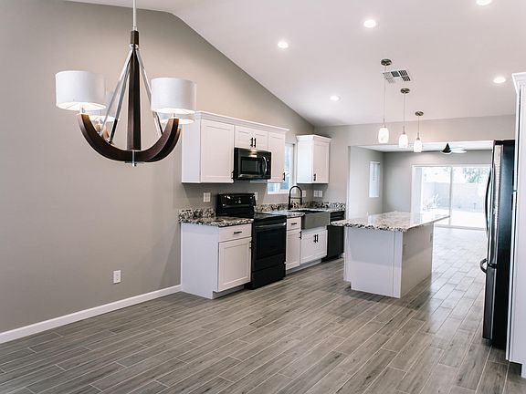 4th image of 6859 E Kelton Ln