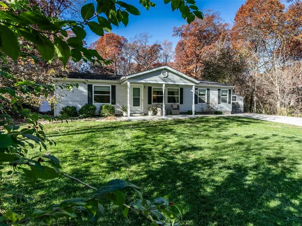 16531 Oak Bridge Rd, Brighton, IL 62012
