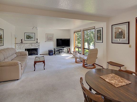5th image of 19524 Echo Lake Pl N APT A201