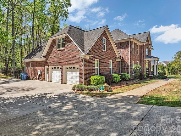 4th image of 12800 Twilight Dr