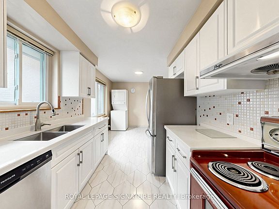 5th image of 146 Maybourne Ave