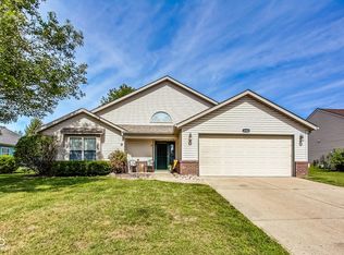 1960 Winfield Park Dr, Greenfield, IN