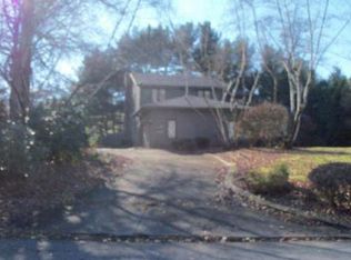 945 Forest Ln, Sharpsville, PA 16150