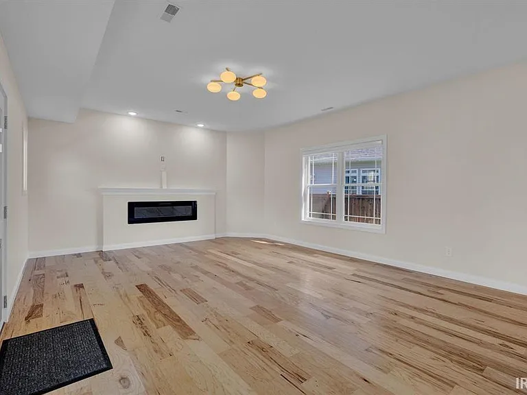 1536 S Coleman Ct — Photo 10
