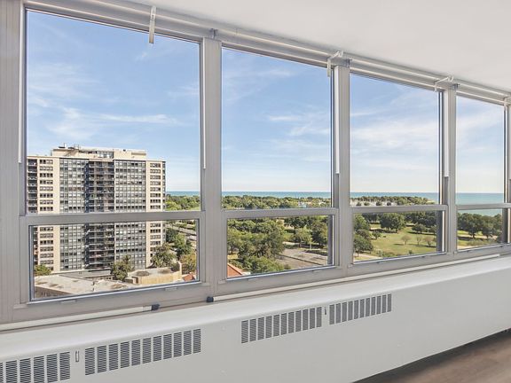 5th image of 3950 N Lake Shore Dr APT 1506