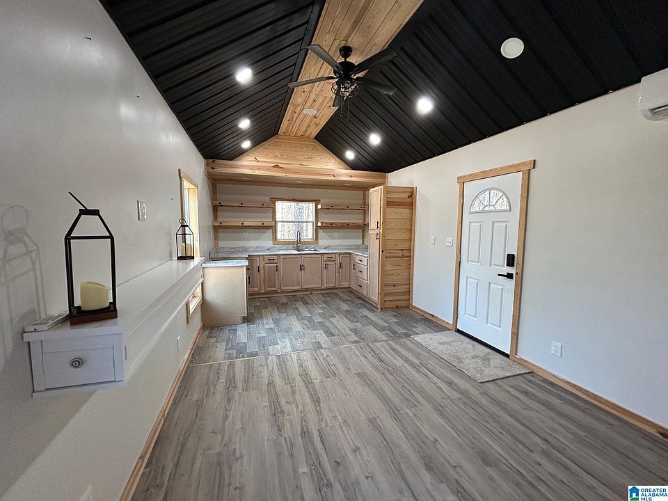 1st image of 203 Pope Rd