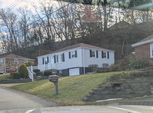 213 Sandy Dr, Glenshaw, PA 15116