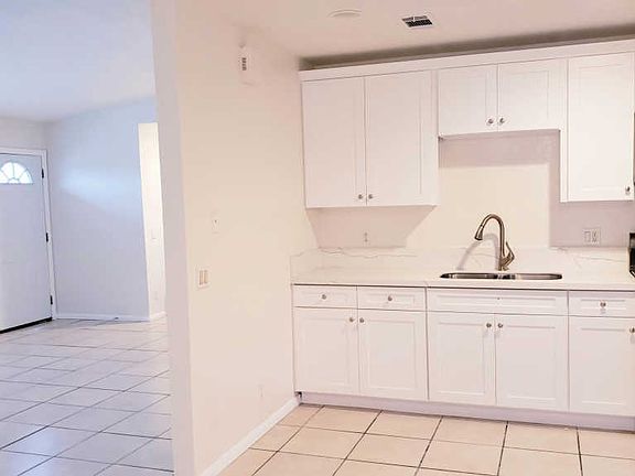 2nd image of 85697 Calle Limon
