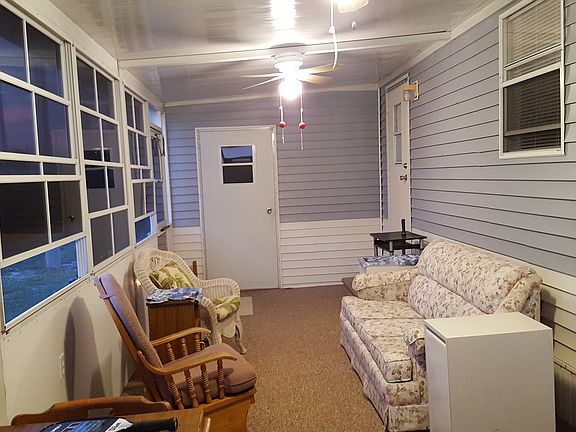 2nd image of Sunshine Rv Resort 22 North Lakeside Lot 216