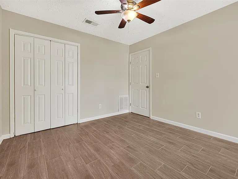 13439 White Cliff Dr — Photo 18
