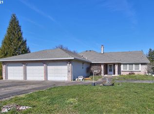 526 SE Brookwood Ave, Hillsboro, OR 97123