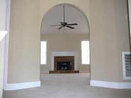 2nd image of 2927 Montview Dr SW