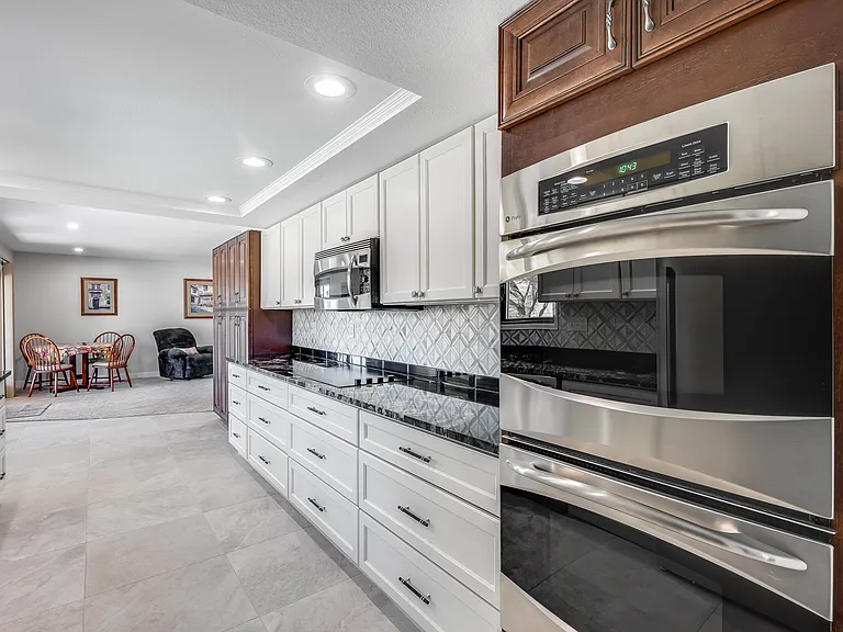 18011 N 129th Dr — Photo 13