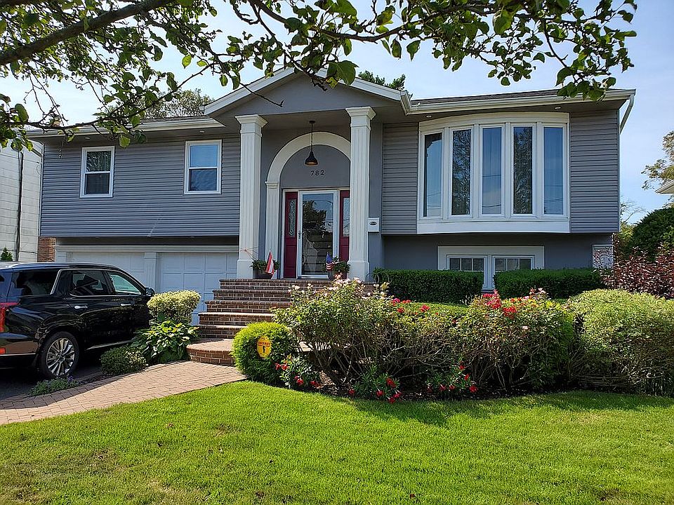 1st image of 782 Vivian Ct