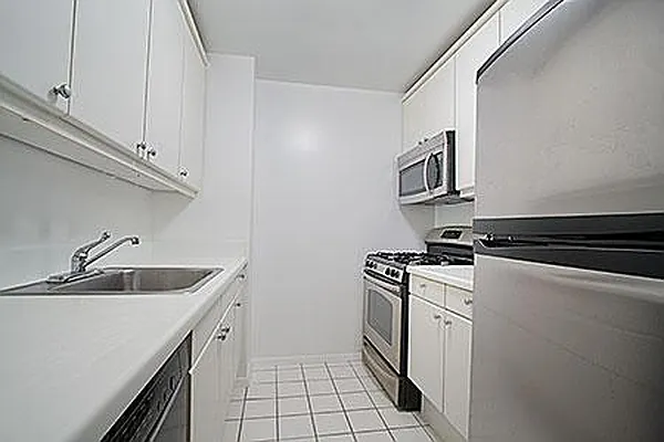 Sold by Keller Williams NYC | media 5