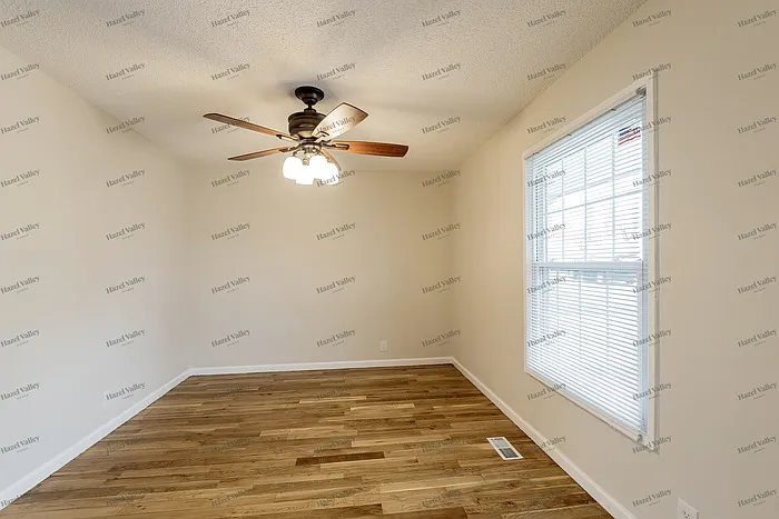 2944 Spring Water Dr — Photo 9