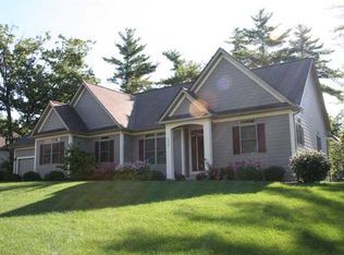 5557 Vardon Dr S, Canandaigua, NY 14424