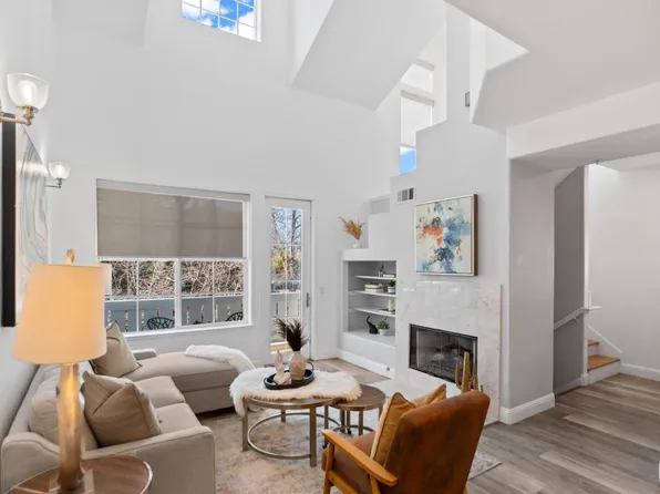 51 & 53 Civic Center Dr, Campbell, CA 95008